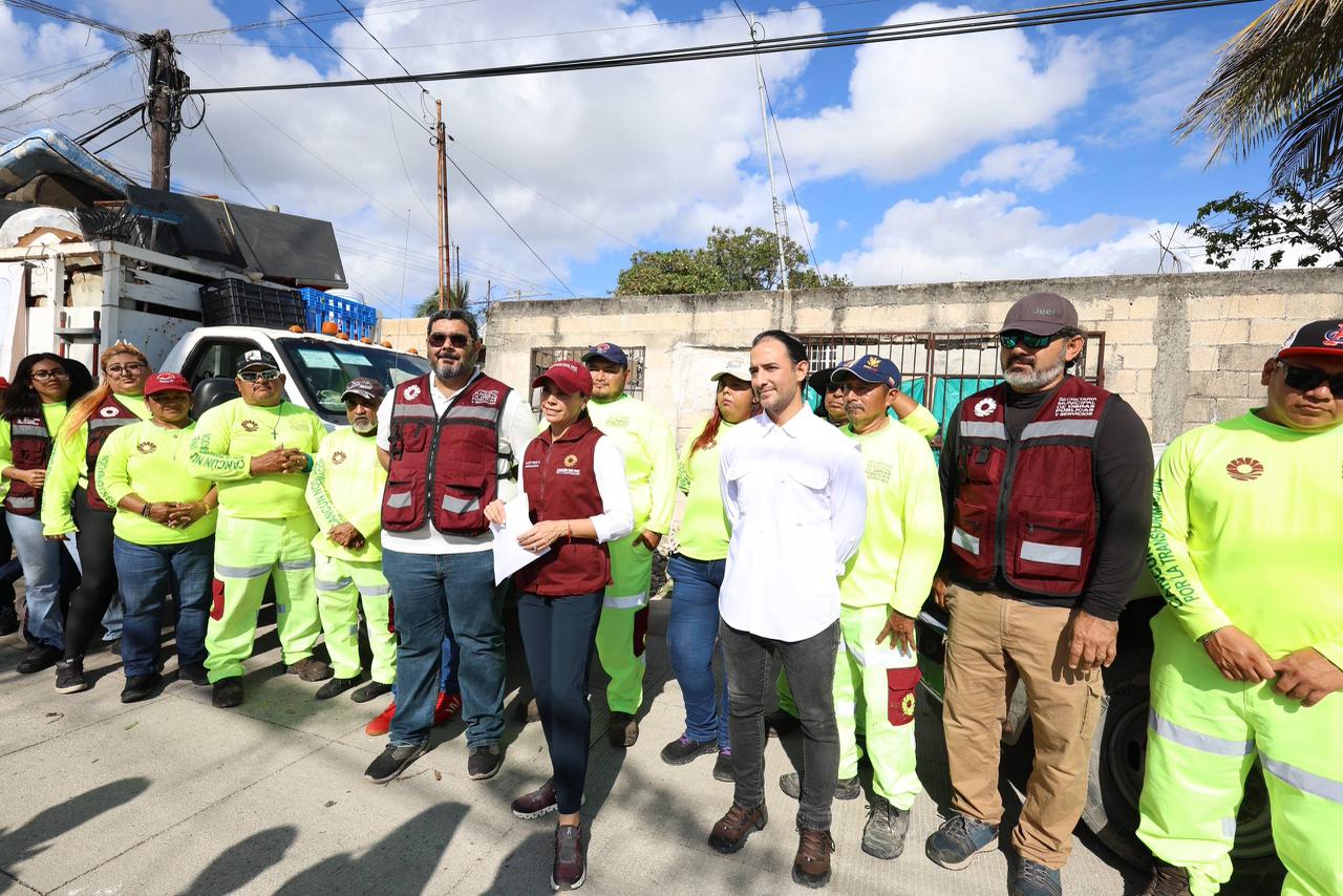 uploads/6/32/01 (2737).Jpeg